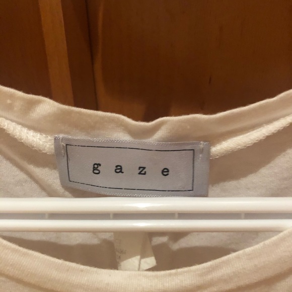 gaze t-shirt - Picture 4 of 4